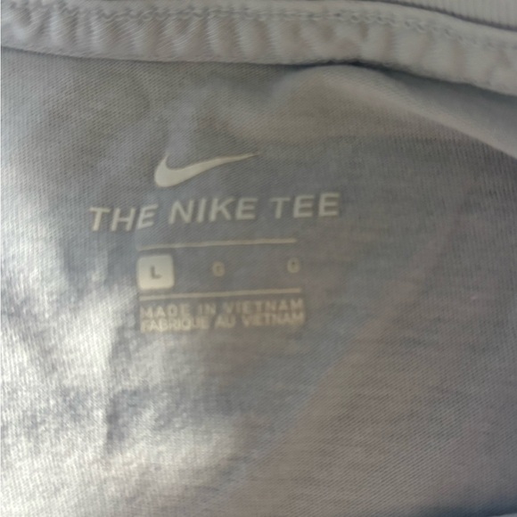 Lot Of 2 Girls T Shirts Size Large. Nike And Adidas - Picture 3 of 7